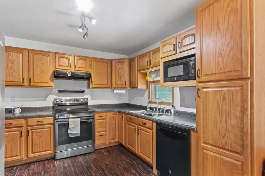 514 Valley Ave, Burlington, ND 58722 - #2