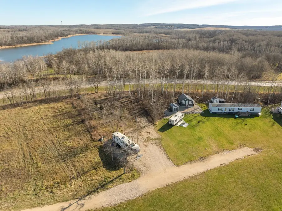 178 Twin Oaks Dr, Bottineau, ND 58318 - #3