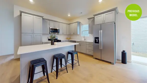 2420 Landmark Dr, Minot, ND 58703-1898