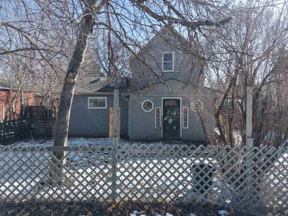 25 1st St SW, Sawyer, ND 58781 - #1