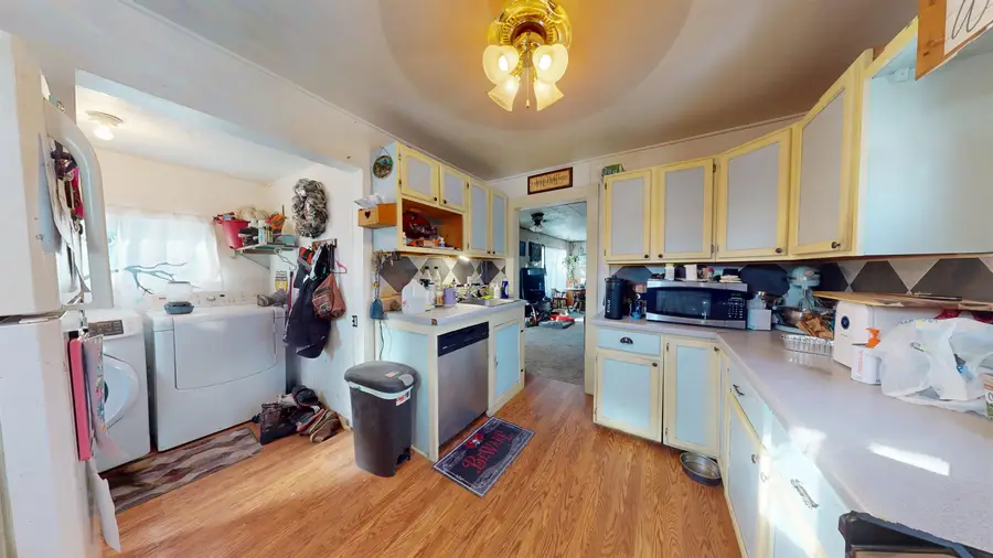 25 1st St SW, Sawyer, ND 58781 - #2