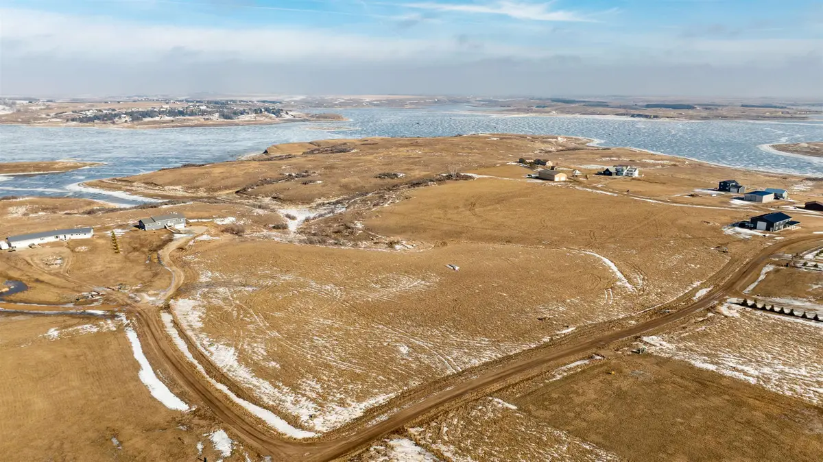 5021 12B ST NW, Garrison, ND 58540 - #1