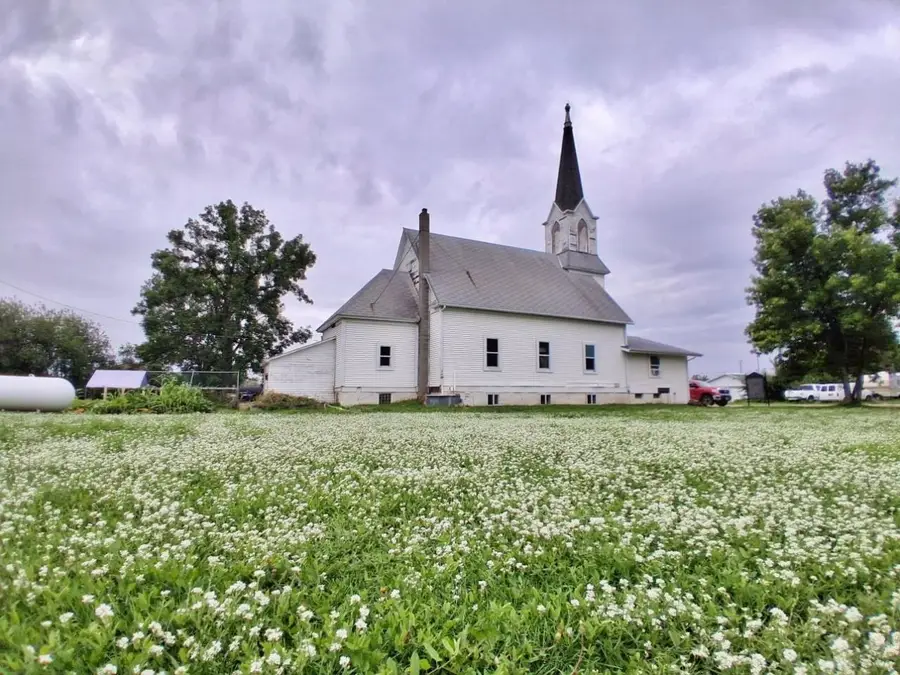 106 Minnesota Ave E, Flaxton, ND 58737 - #2