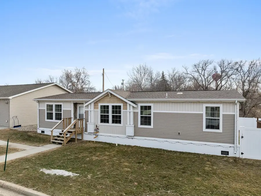 420 1st Ave NE, Kenmare, ND 58746 - #3