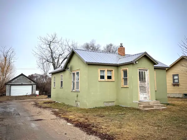 528 4th ST SE, Stanley, ND 58784