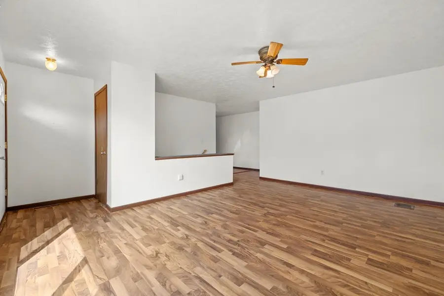 1108 16th St NW, Minot, ND 58703 - #2