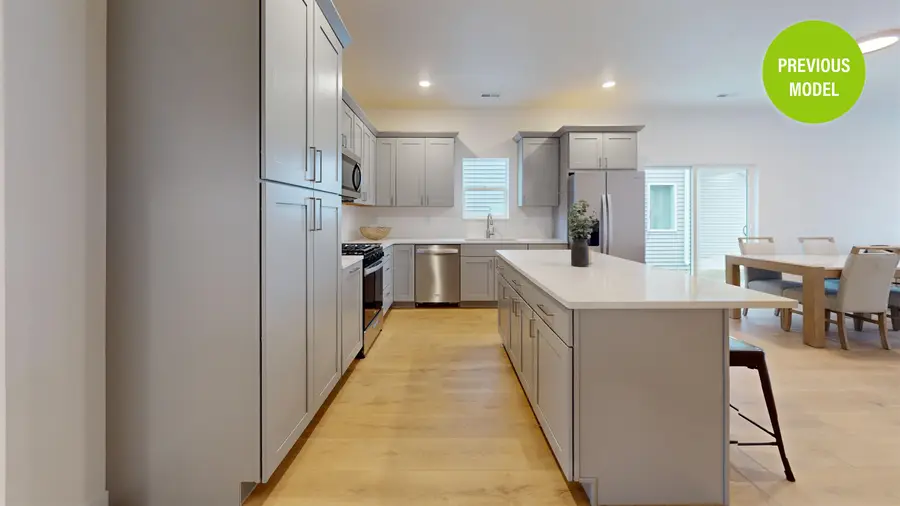 2404 Landmark Dr, Minot, ND 58703-1898 - #2