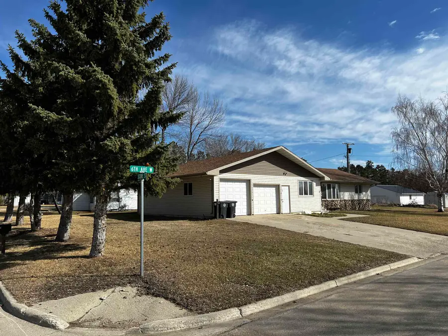 24 6th Ave W, Ray, ND 58849 - #2