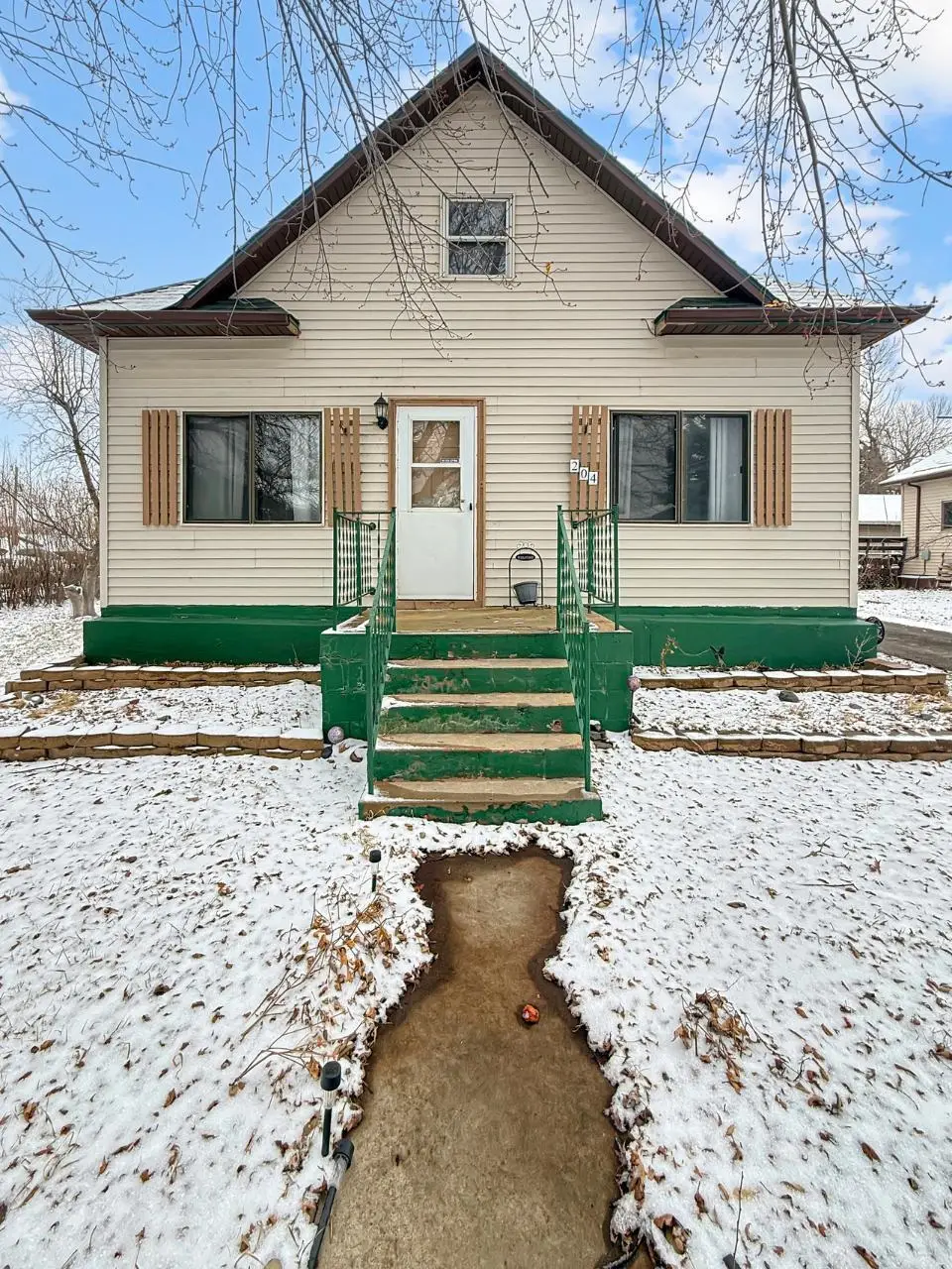 204 Tyler St NE, Berthold, ND 58718 - #1