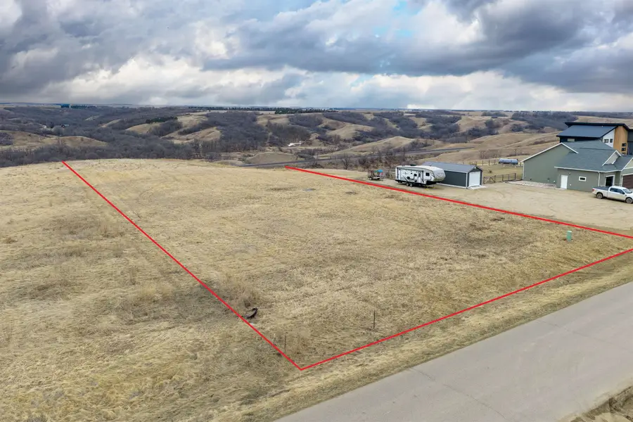 3808 Grayson Dr, Burlington, ND 58722 - #2