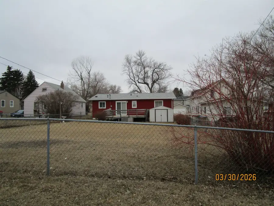 1215 6TH ST SW, Minot, ND 58701 - #3