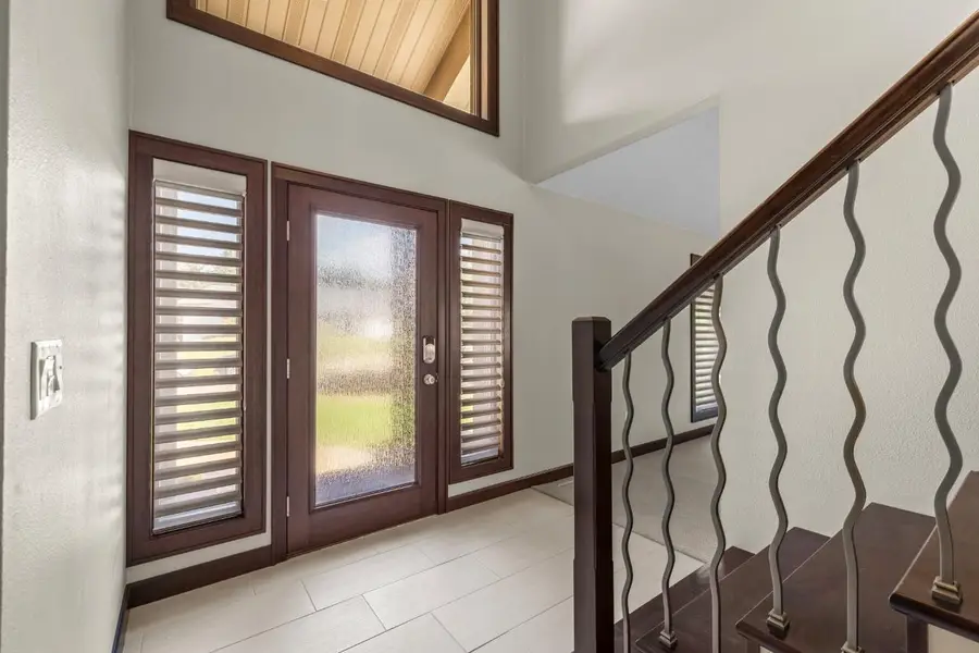 1408 12th St SW, Minot, ND 58701 - #3