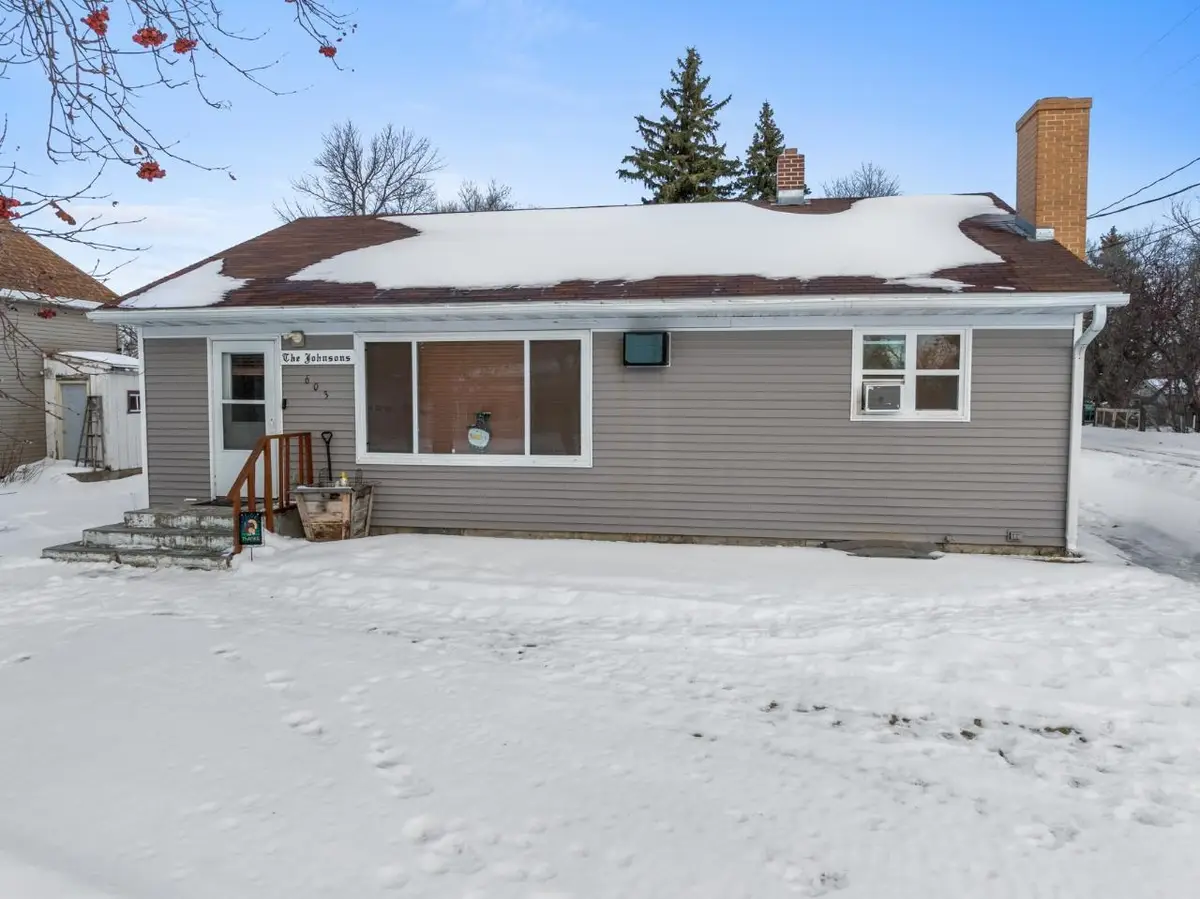 603 3rd Ave, Rolette, ND 58366 - #1