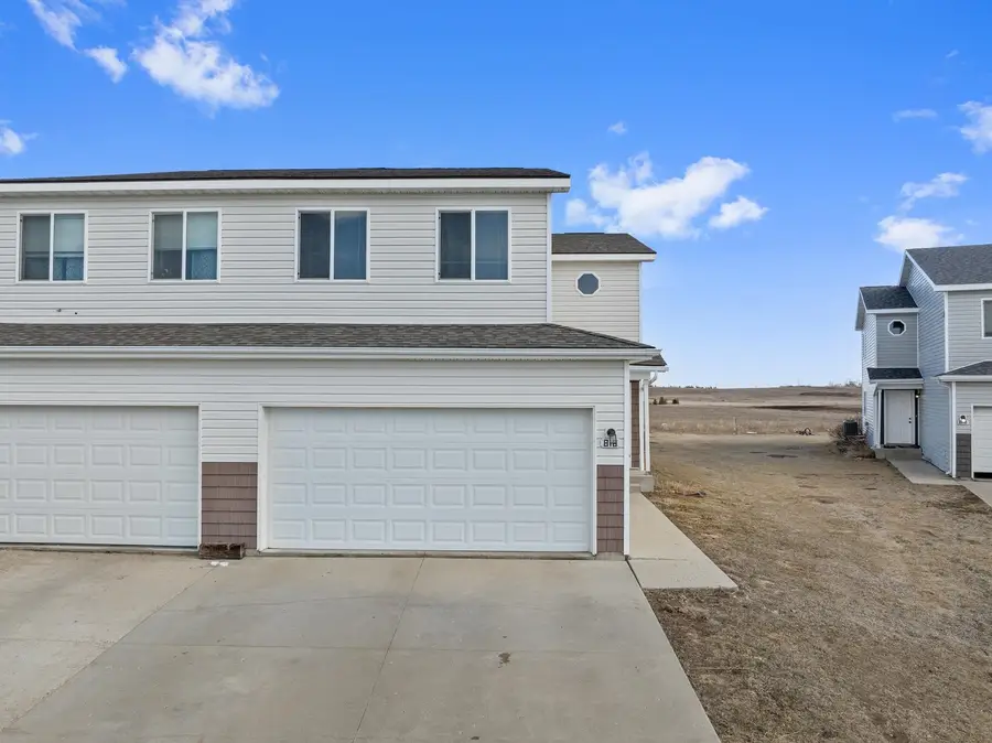 816 Nighthawk Dr, Stanley, ND 58784 - #3