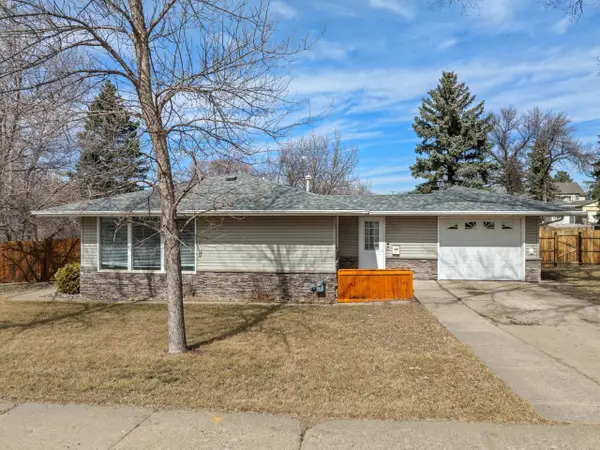 201 10th Ave. SE, Minot, ND 58701