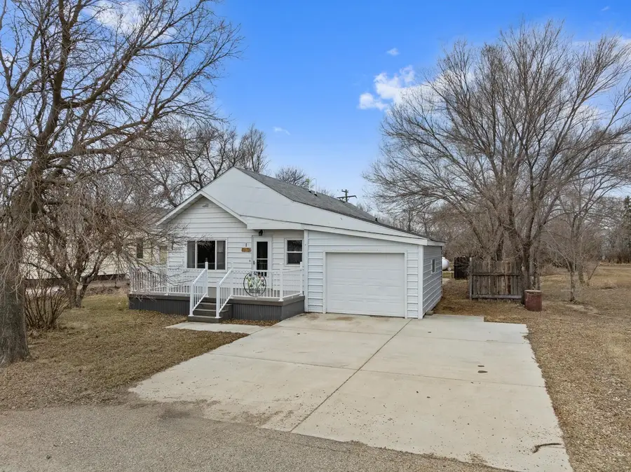 1 & 1A Perkins St, McGregor, ND 58755 - #3