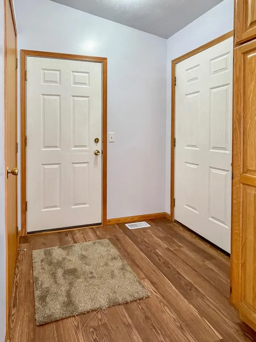 2056 14th St NW, Minot, ND 58703 - #3