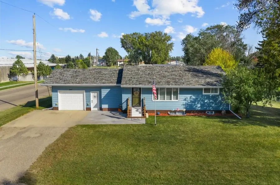 2901 Maint St S, Minot, ND 58701 - #2