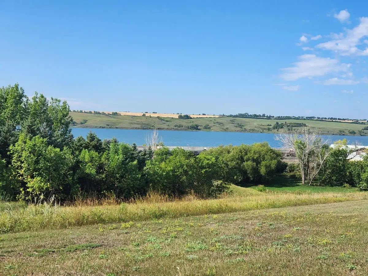 300 SE 4th Ave, Kenmare, ND 58746 - #1