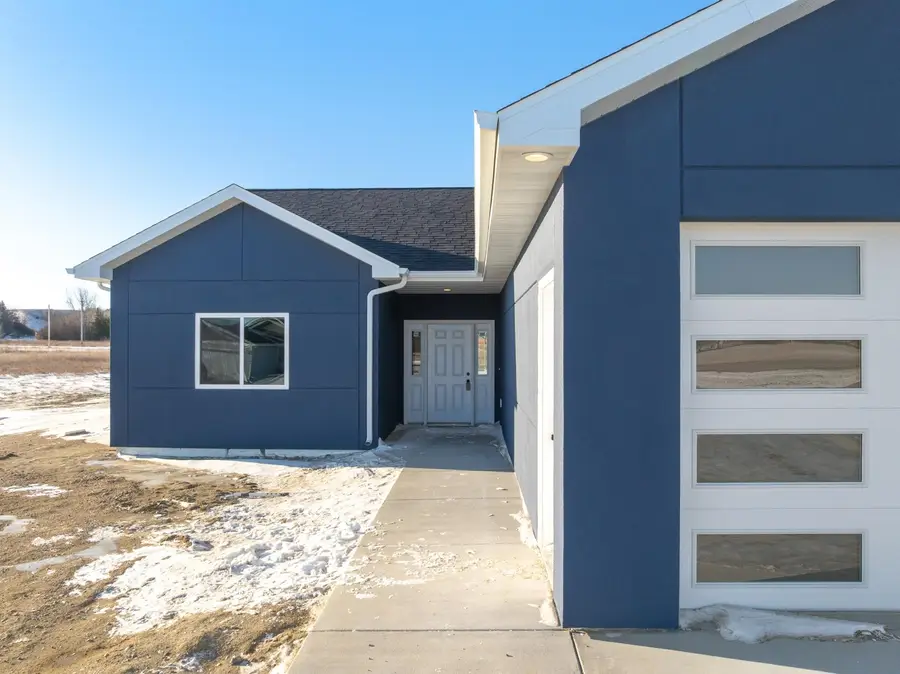 3708 45TH ST SE, Minot, ND 58701 - #3
