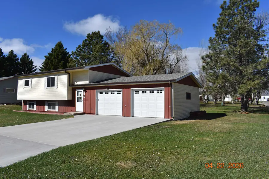 675 2nd St NE, Garrison, ND 58540 - #2
