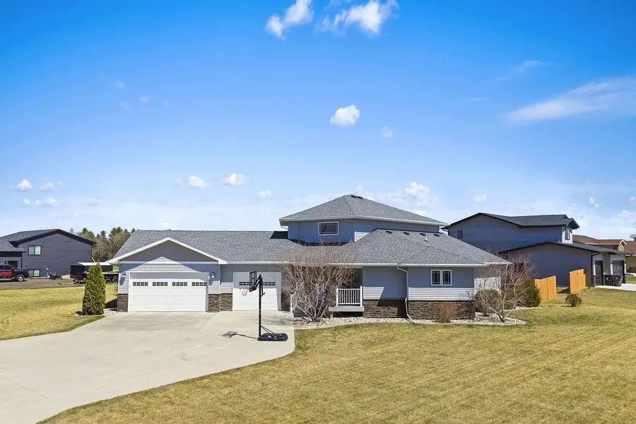 505 7th Ave SW, Surrey, ND 58785 - #2