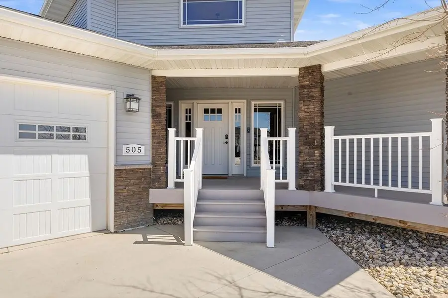 505 7th Ave SW, Surrey, ND 58785 - #3