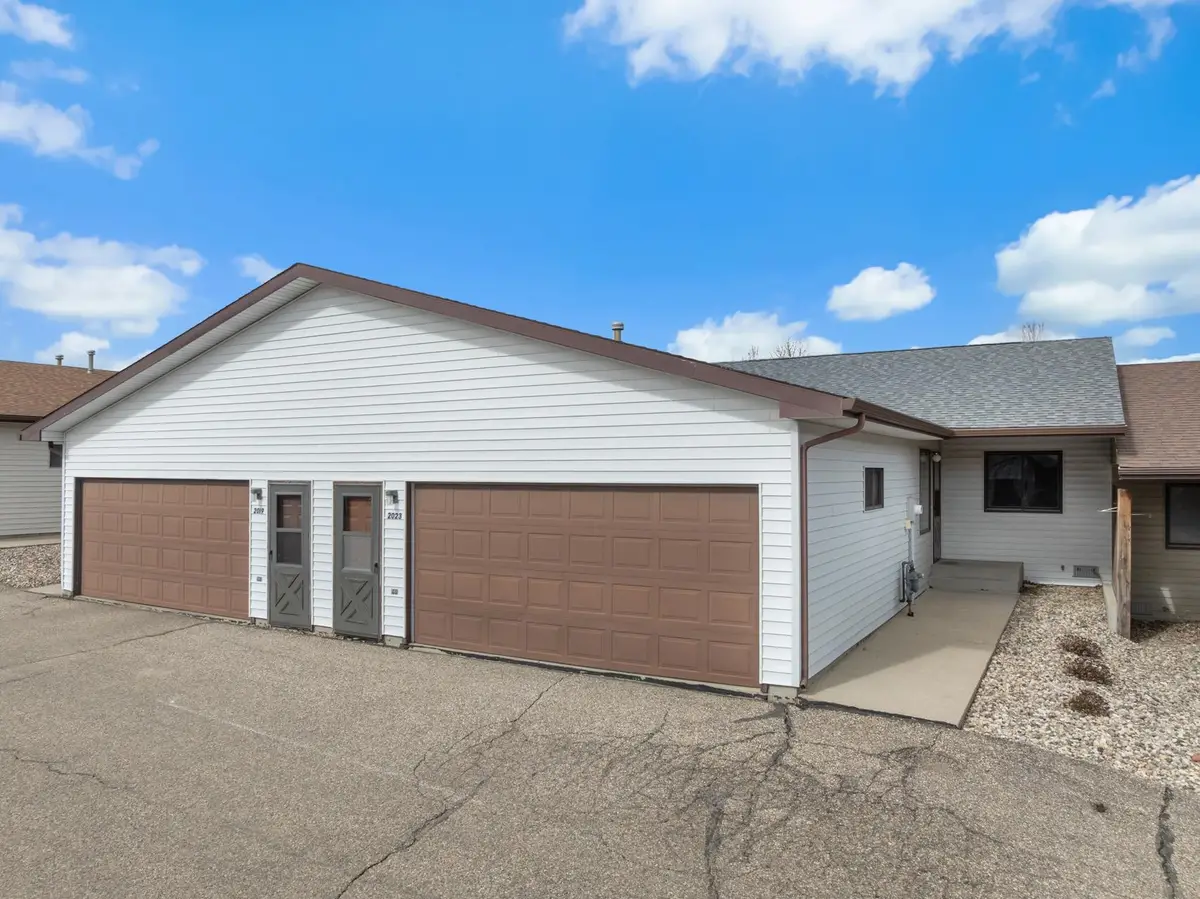 2023 12TH ST NW, Minot, ND 58703 - #1