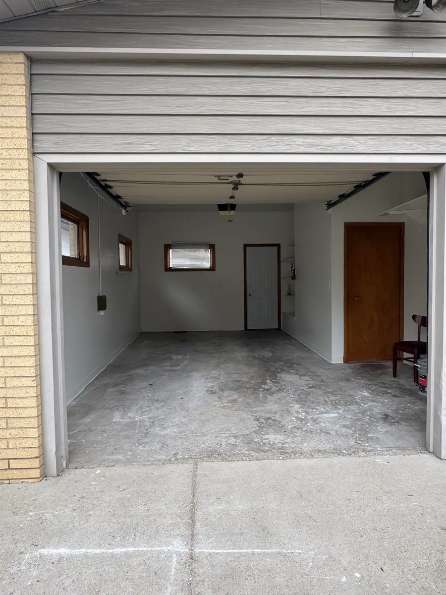 1412 7th St. SW, Minot, ND 58701 - #3