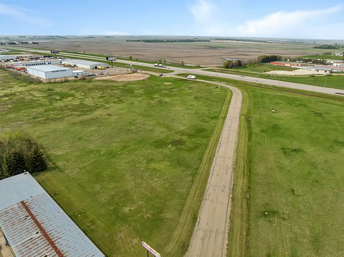 4539 N Broadway, Minot, ND 58703 - #1