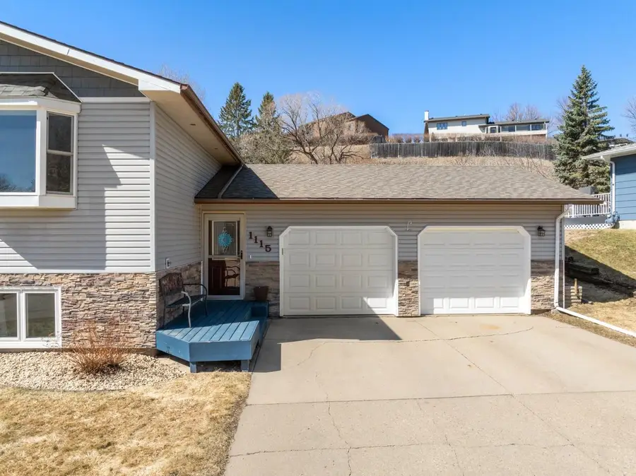 1115 23rd Street NW, Minot, ND 58703 - #3