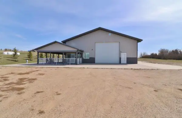 1597 39C Avenue NW, Garrison, ND 58540