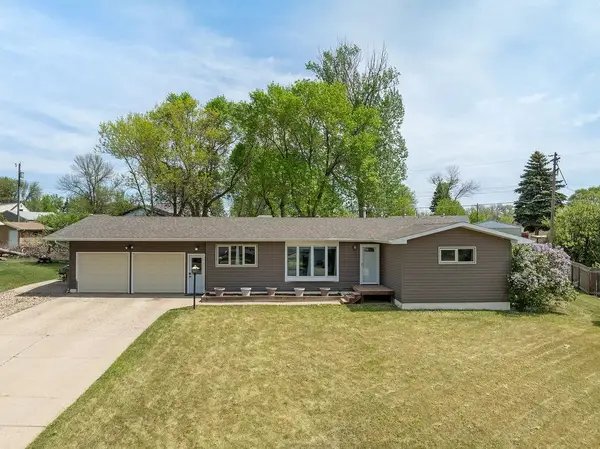 1900 NW 8th St, Minot, ND 58703