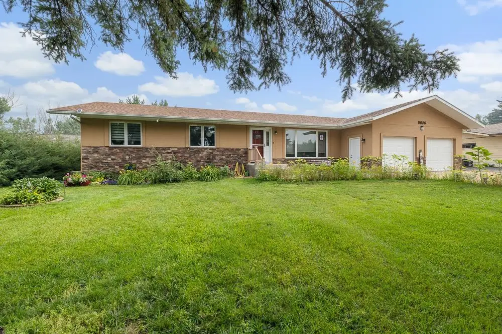5825 SE 11th Ave, Minot, ND 58701 - #1