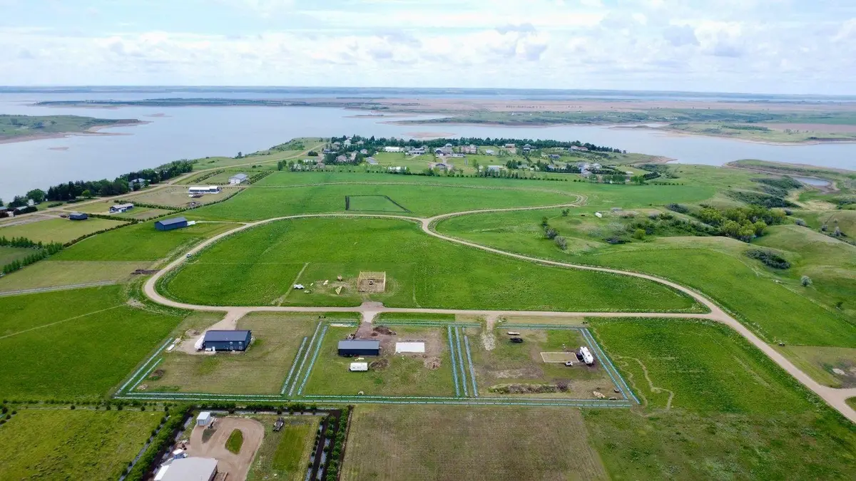 4159 13S ST NW, Garrison, ND 58540 - #1