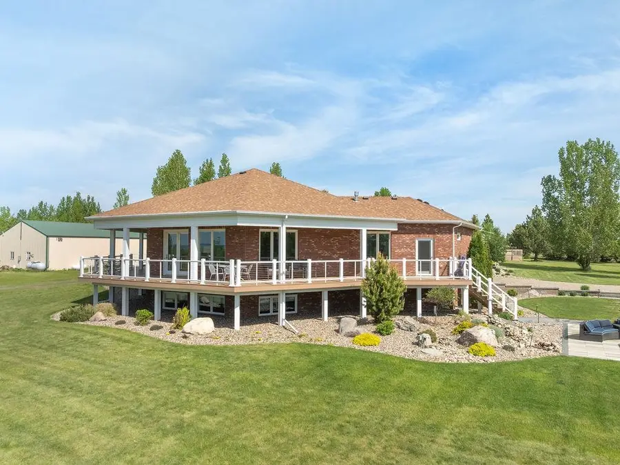 1203 46th Ave NW, Garrison, ND 58540 - #2