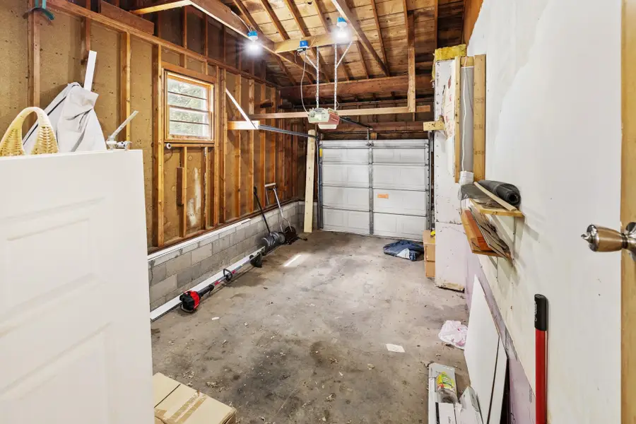 1525 Main St S, Minot, ND 58701 - #3