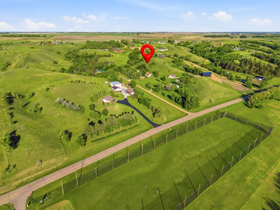 8310 W County Rd 15 W, Minot, ND 58701 - #2