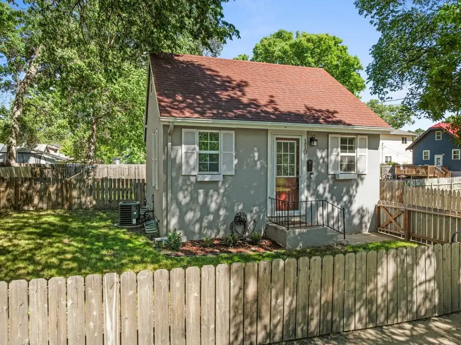 110 10th Street NW, Minot, ND 58703 - #3