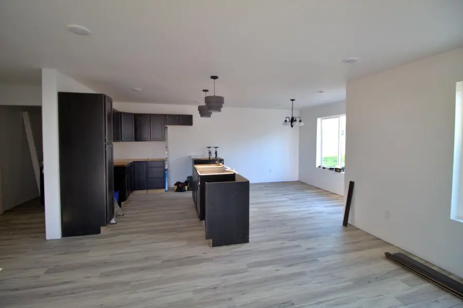 2409 Landmark Dr NW, Minot, ND 58703 - #2