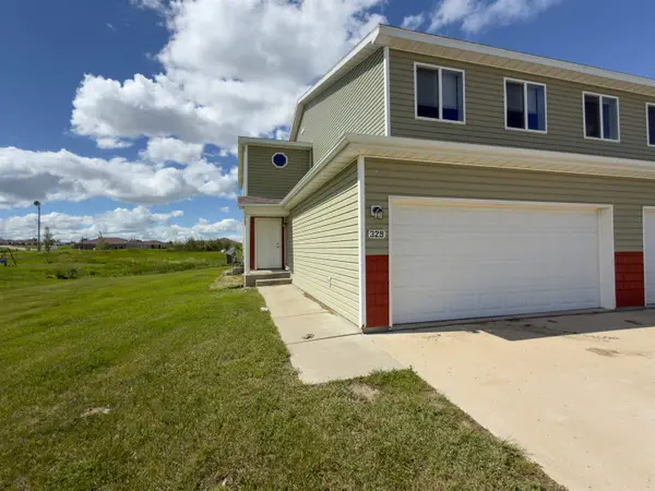 329 Adeline Dr., Stanley, ND 58784