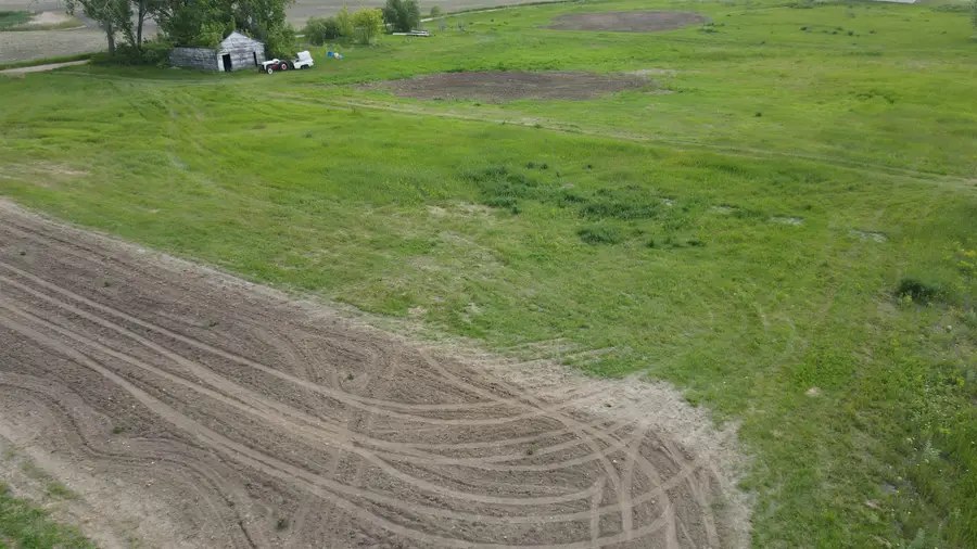 41 6th Ave, Drake, ND 58736 - #2