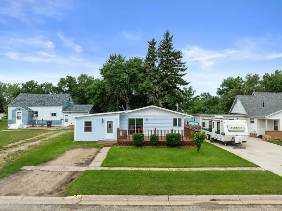103 5th Ave N, Glenburn, ND 58740 - #3