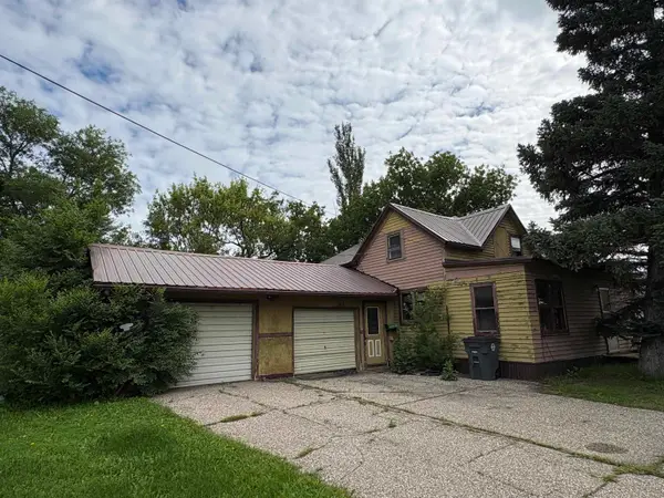 203 2nd Street SE, Mohall, ND 58761-0000