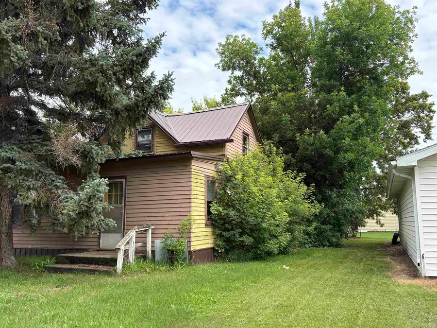 203 2nd Street SE, Mohall, ND 58761-0000 - #2