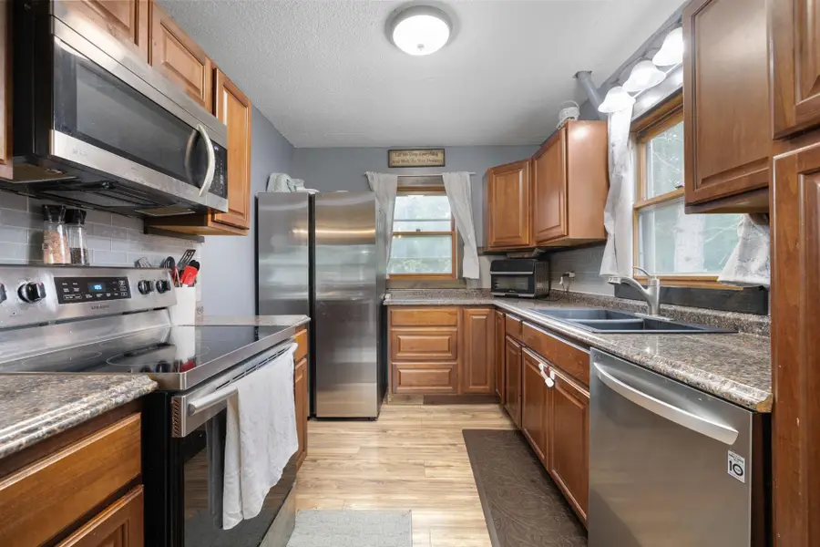 305 SE 3rd Ave, Mohall, ND 58761 - #2