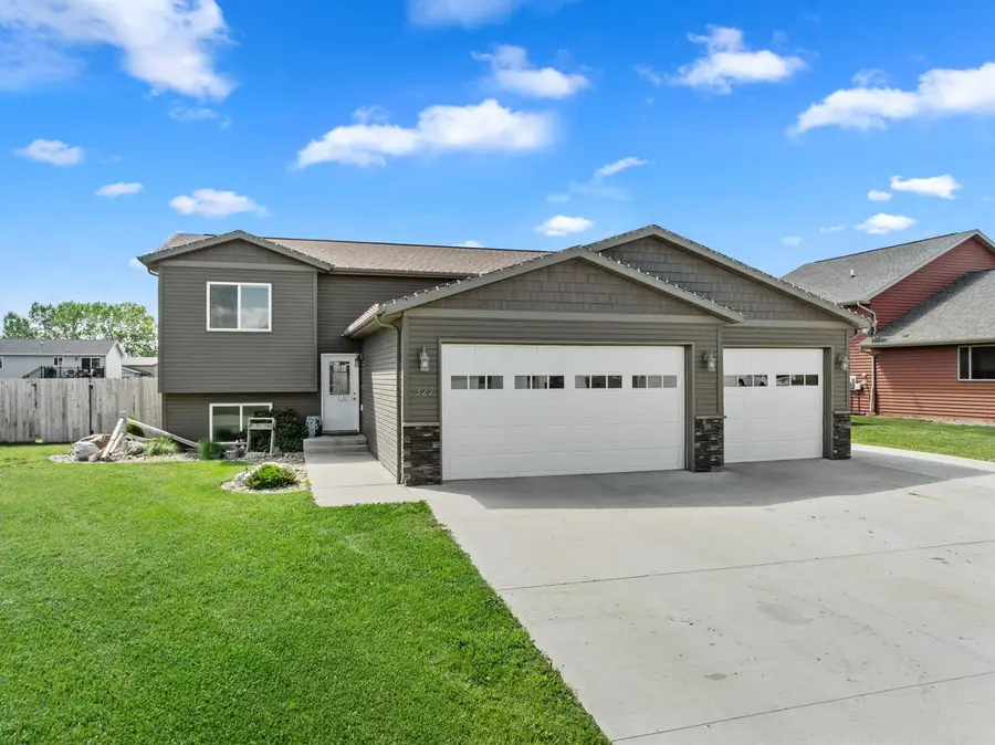 322 6th Ave SW, Surrey, ND 58785 - #3