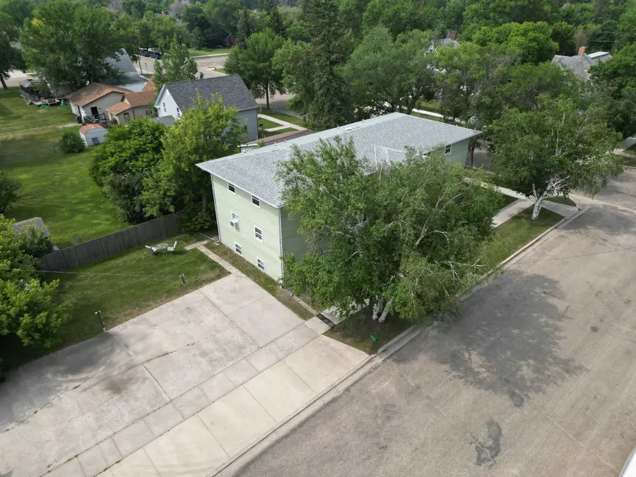 221 7TH ST W, Bottineau, ND 58318 - #2