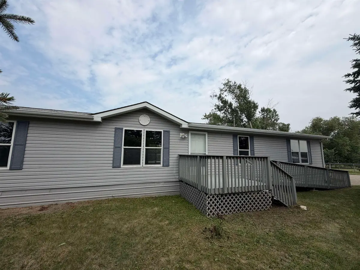 1809 72nst St. SE, Minot, ND 58701 - #1