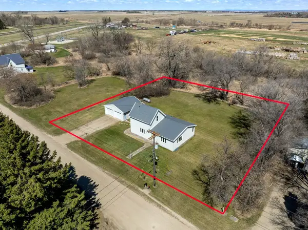 449 Davis St, Willow City, ND 58384